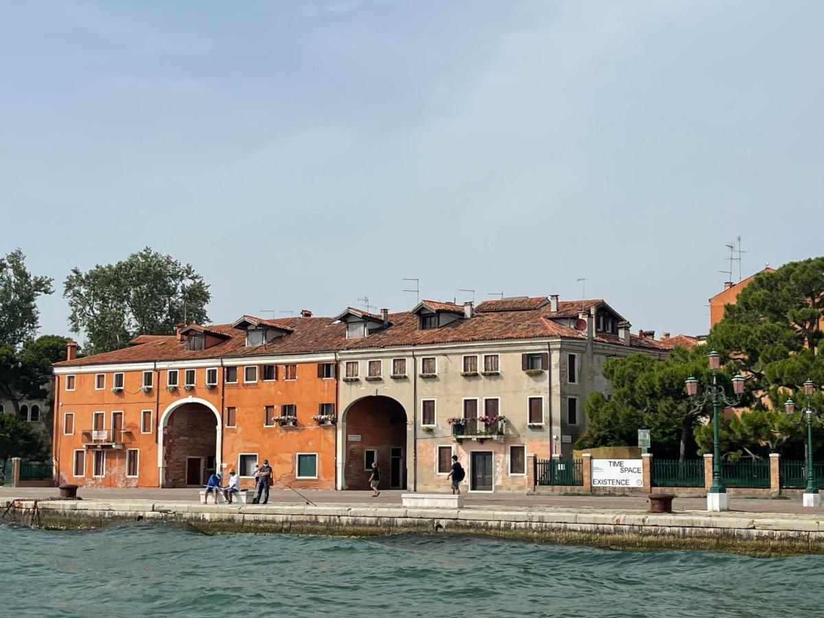 Biennale Venice Charme Apartment Bagian luar foto