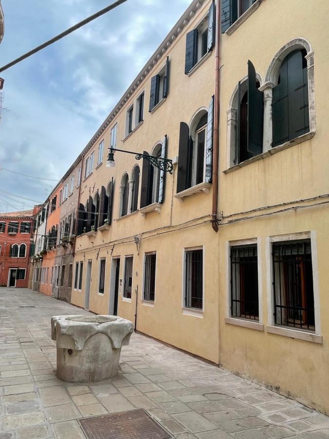Biennale Venice Charme Apartment Bagian luar foto